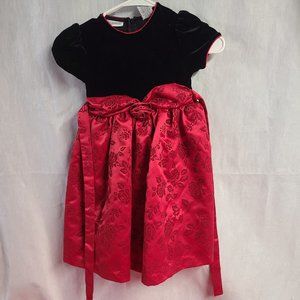 Girls size 6 dress Youngland